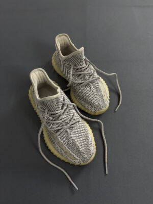 Yeezy Boost 350 V2