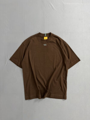 Camiseta Class Plastic - Marrom