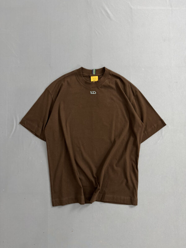 Camiseta Class Plastic - Marrom
