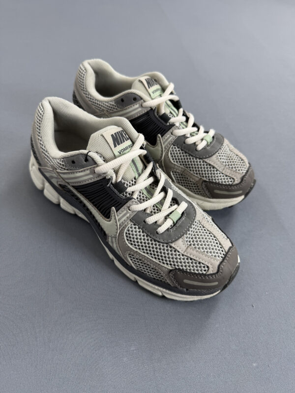 Tênis Nike Zoom Vomero 5 - Imagem 3