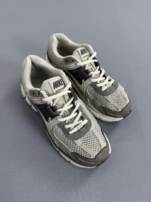 Tênis Nike Zoom Vomero 5 - Imagem 7