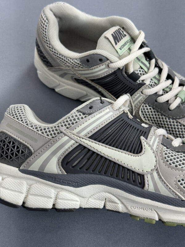 Tênis Nike Zoom Vomero 5 - Imagem 5