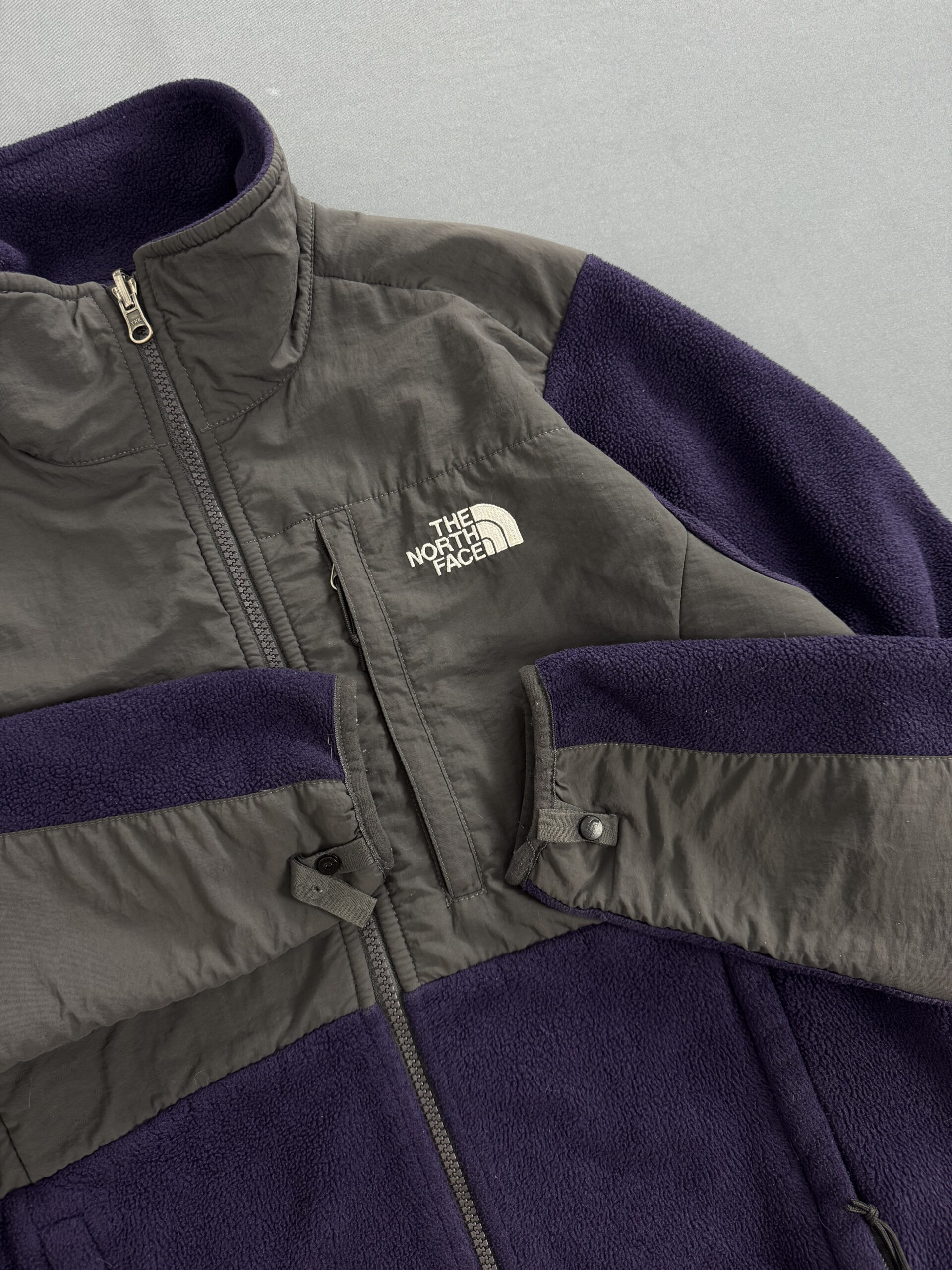 Jaqueta The North Face Denali - Roxa e Cinza - Imagem 3