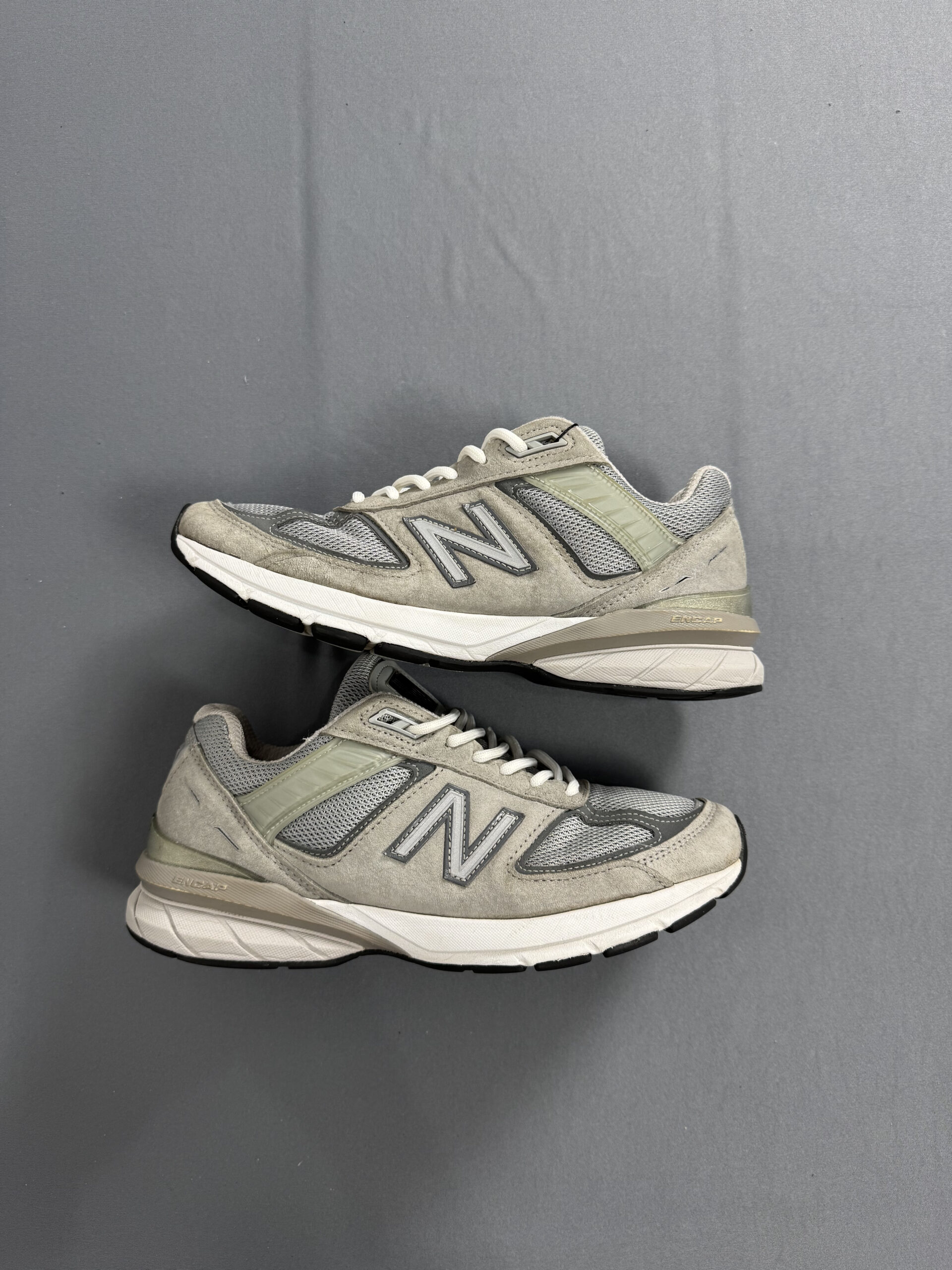 New Balance 990v5 - Cronos