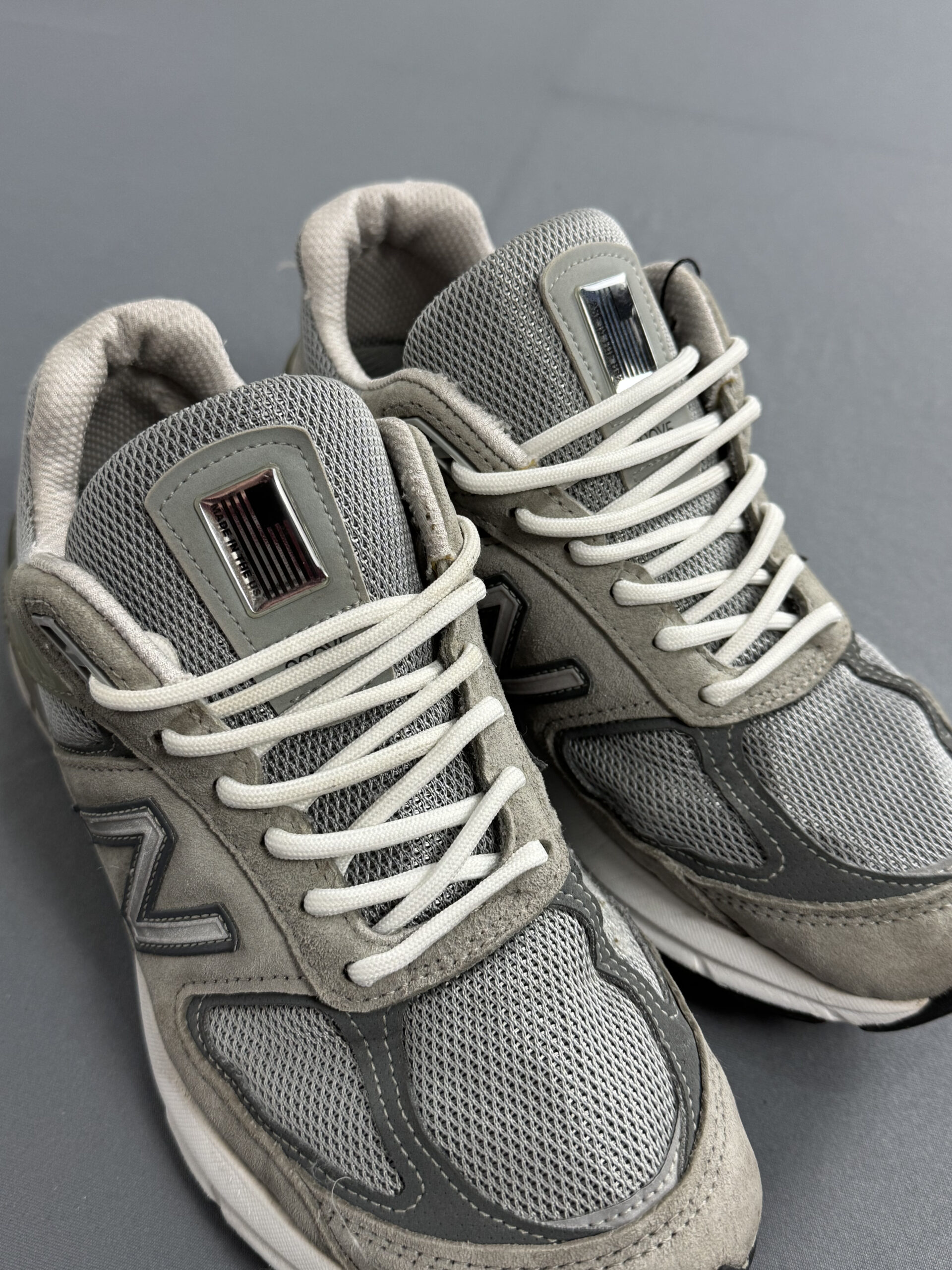 New Balance 990v5 - Cronos
