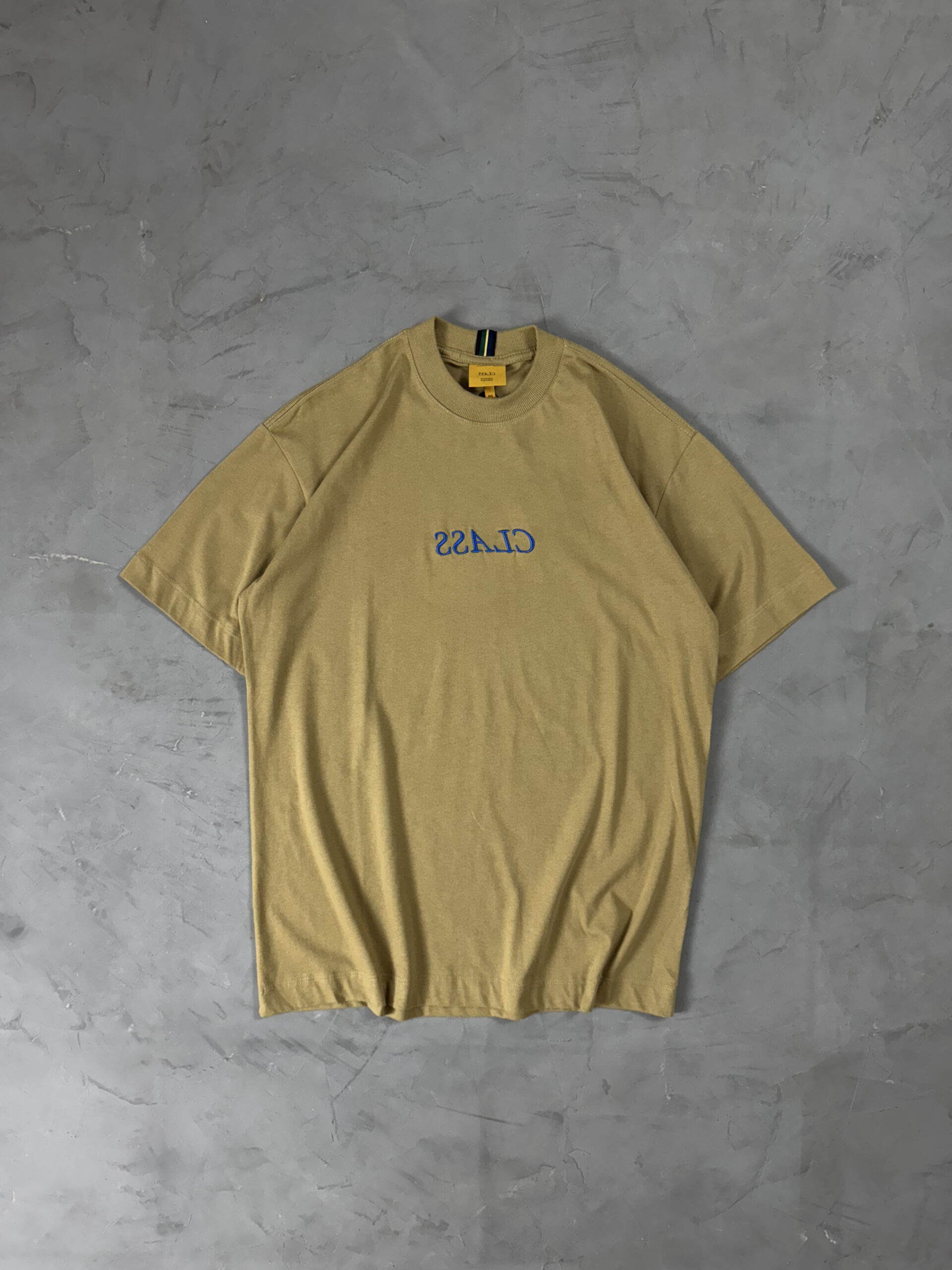 T-Shirt Class Inverso - Bege