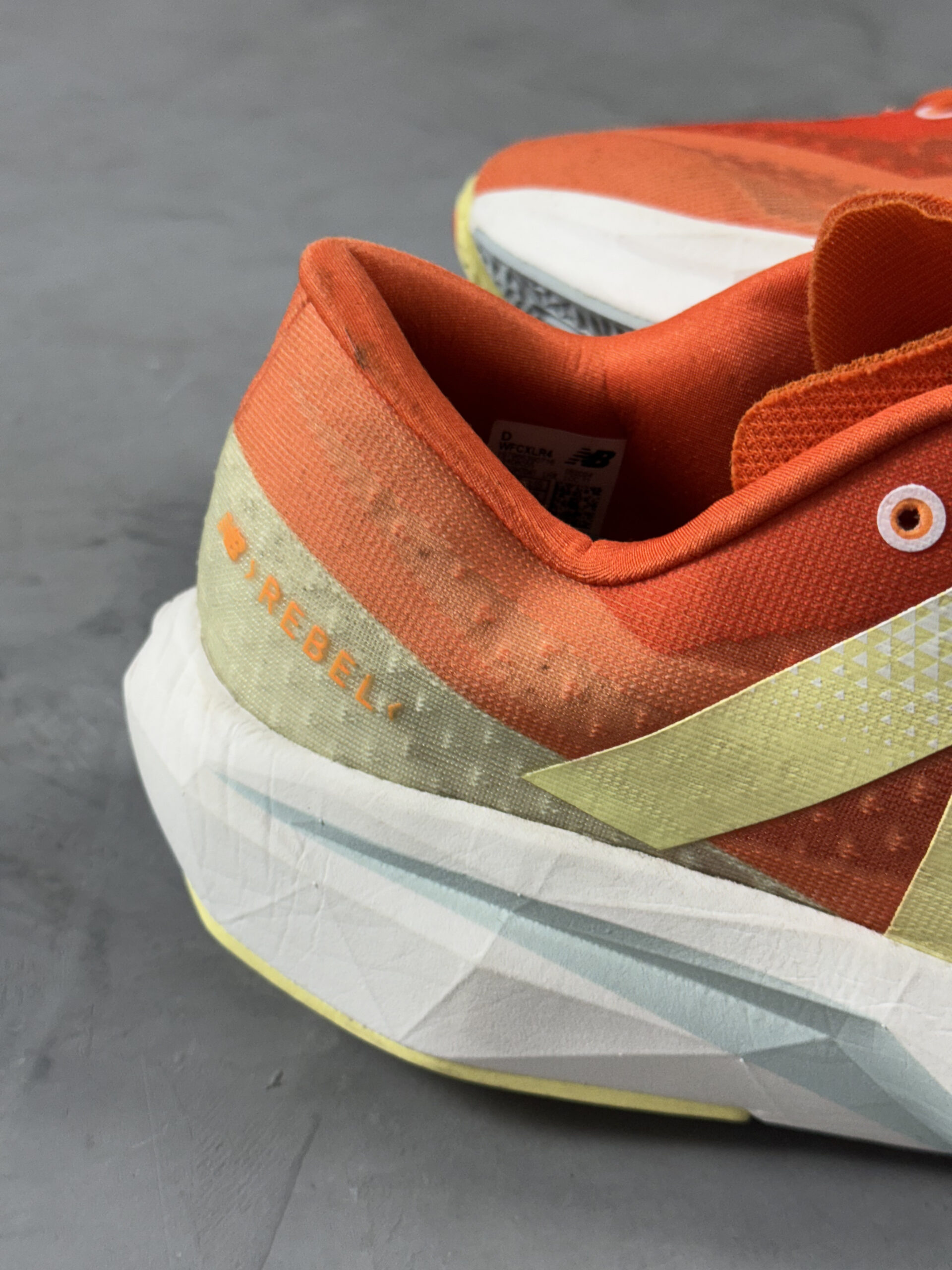 Tênis New Balance FuelCell Rebel 4 - Imagem 5