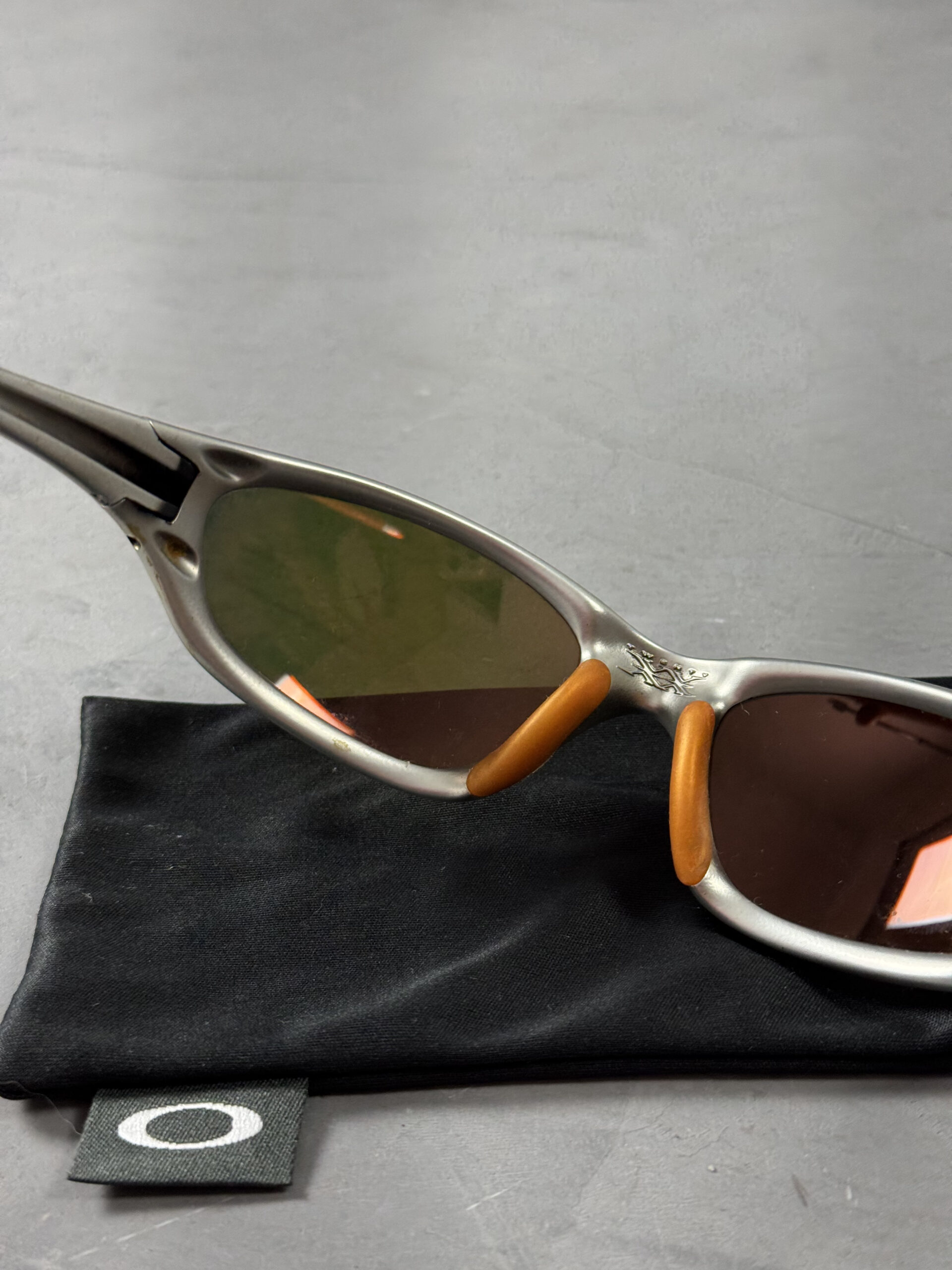 OAKLEY　オークリー　ヴィンテージ　９０s　００s　twenty xx Óculos Oakley Twenty XX - Cronos