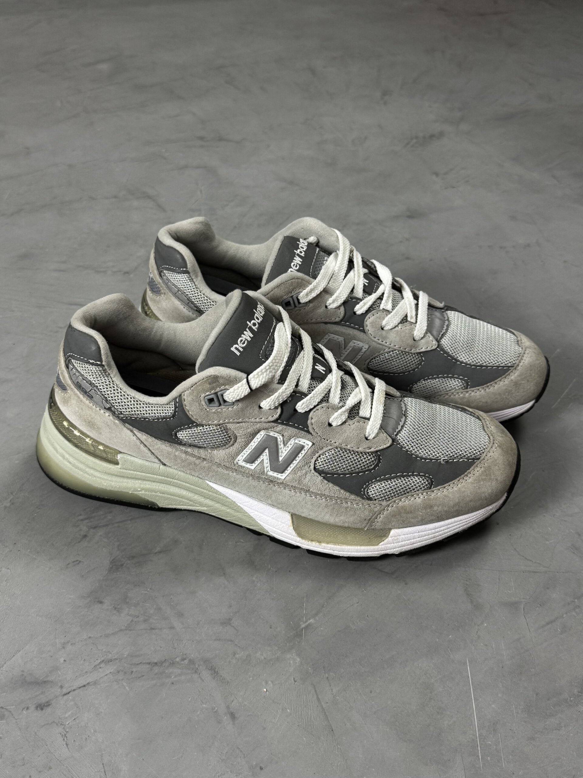 Tênis New Balance 992